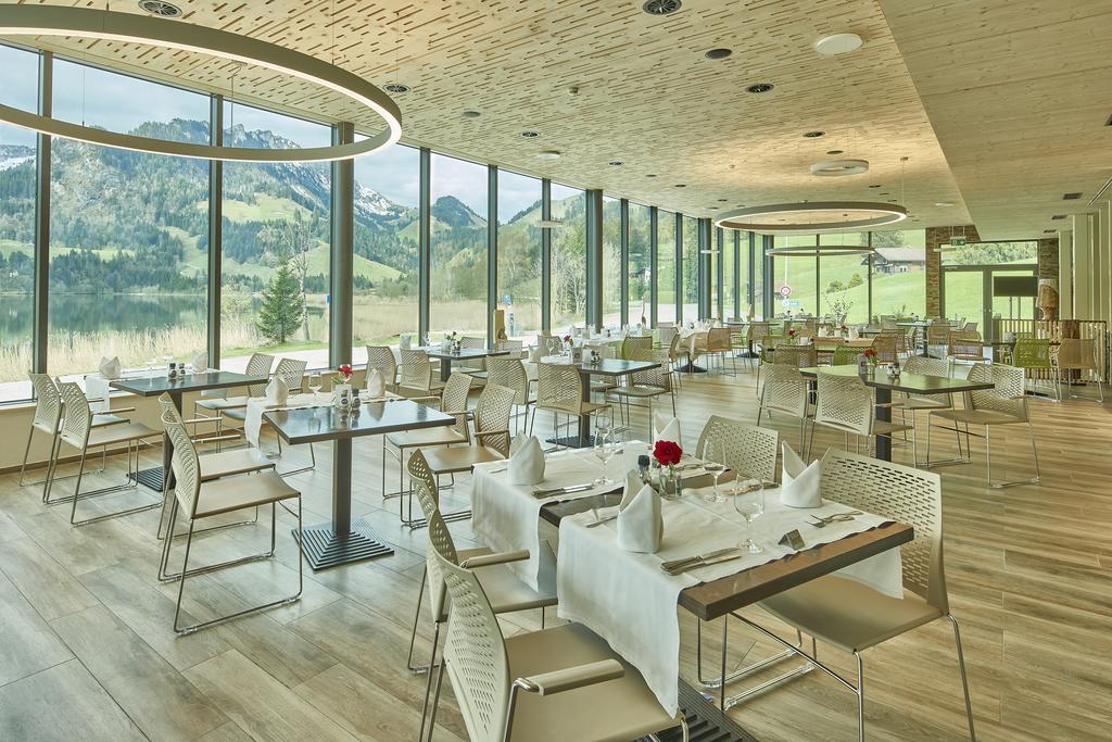 Hostellerie Am Schwarzsee Bad-Schwarzsee Exteriör bild