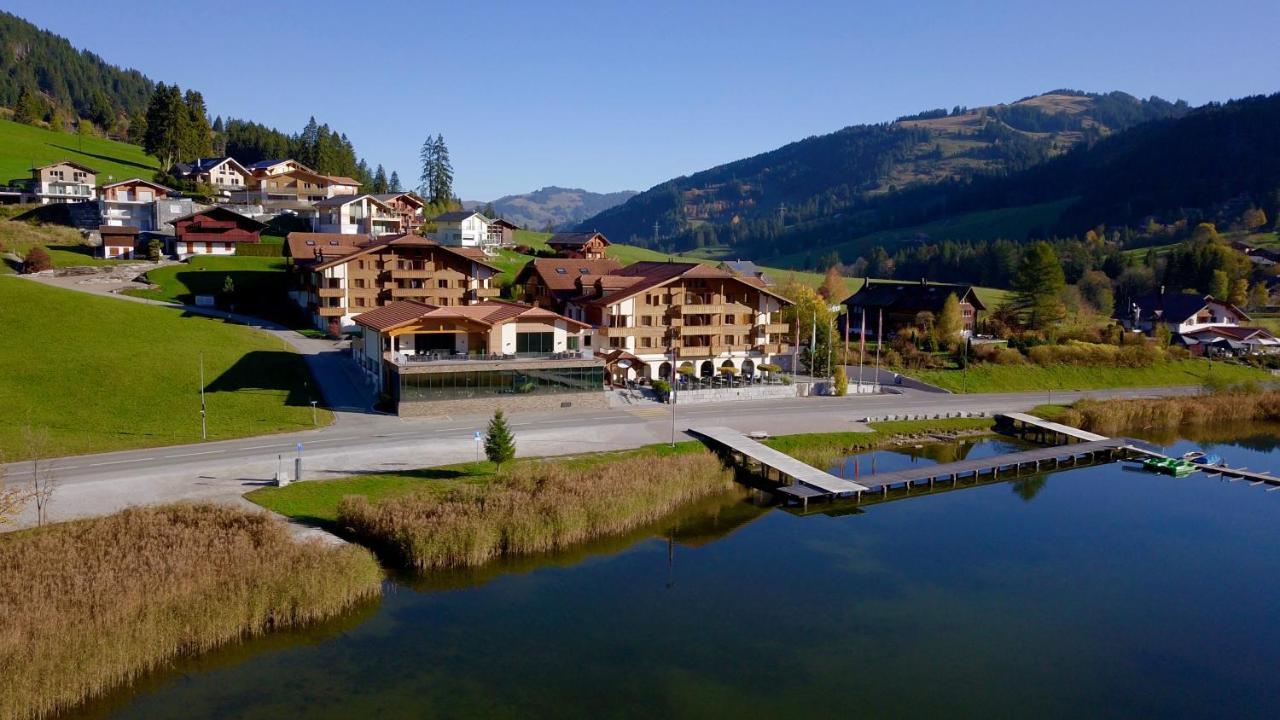 Hostellerie Am Schwarzsee Bad-Schwarzsee Exteriör bild